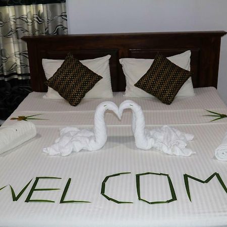 دامبولا Deshani Holiday Inn المظهر الخارجي الصورة