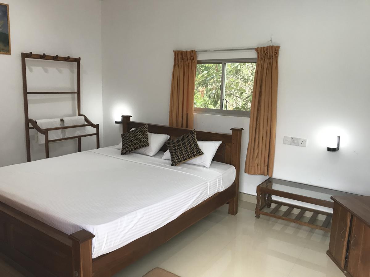 دامبولا Deshani Holiday Inn المظهر الخارجي الصورة