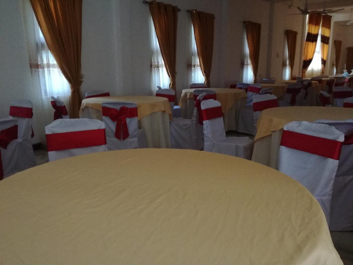 دامبولا Deshani Holiday Inn المظهر الخارجي الصورة