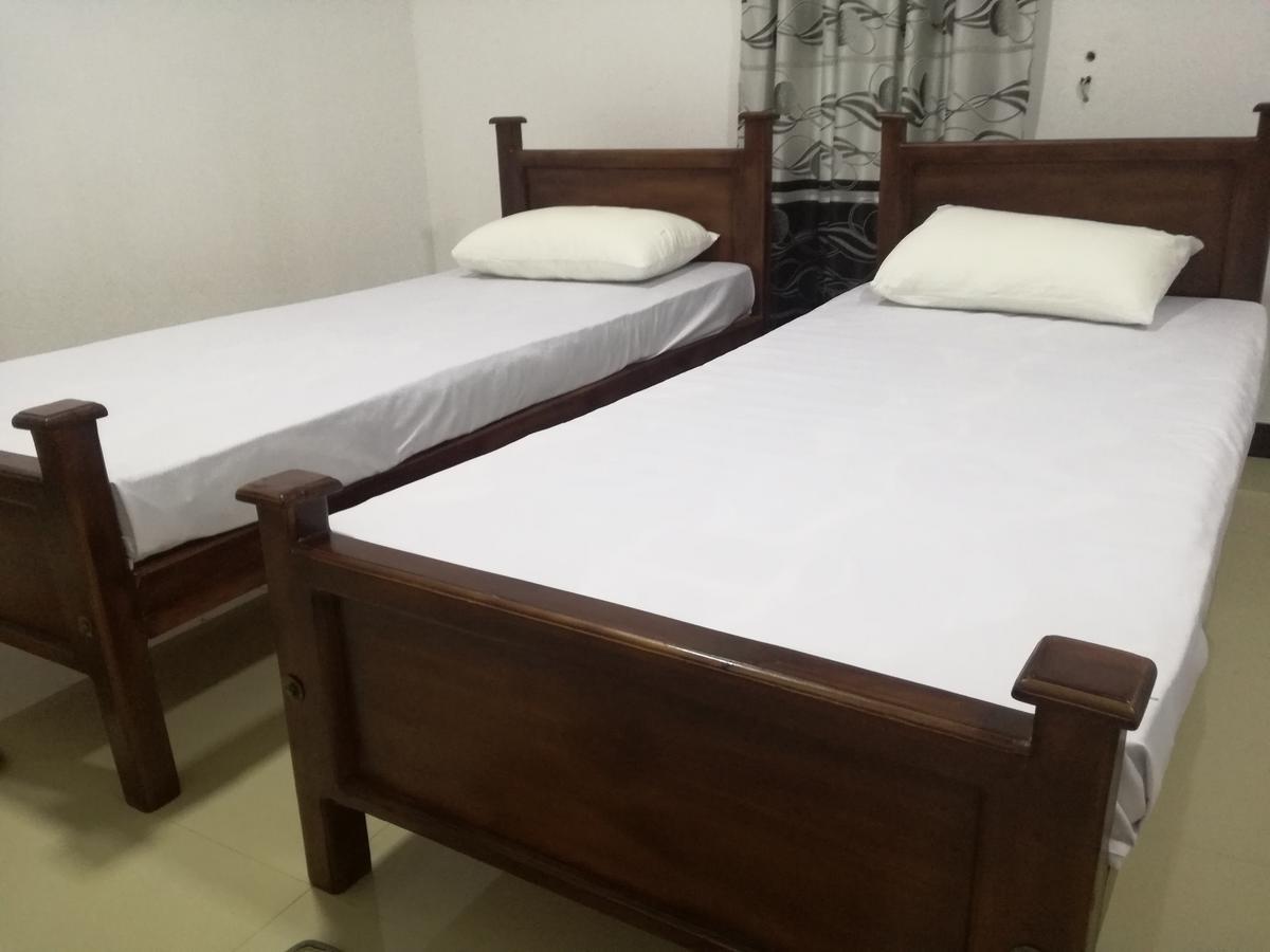 دامبولا Deshani Holiday Inn المظهر الخارجي الصورة
