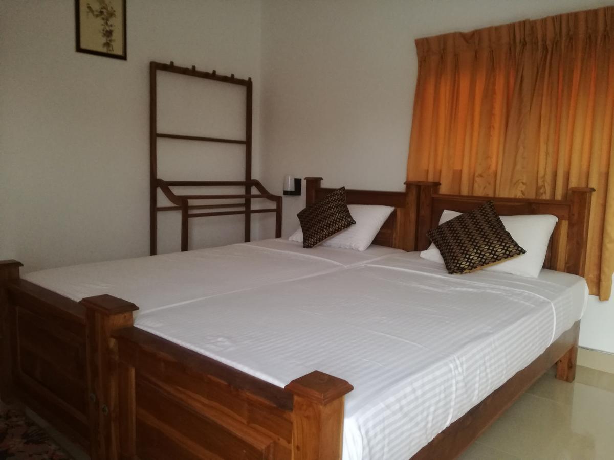 دامبولا Deshani Holiday Inn المظهر الخارجي الصورة