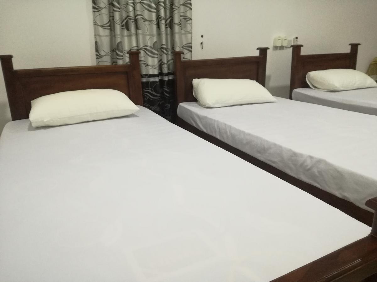 دامبولا Deshani Holiday Inn المظهر الخارجي الصورة