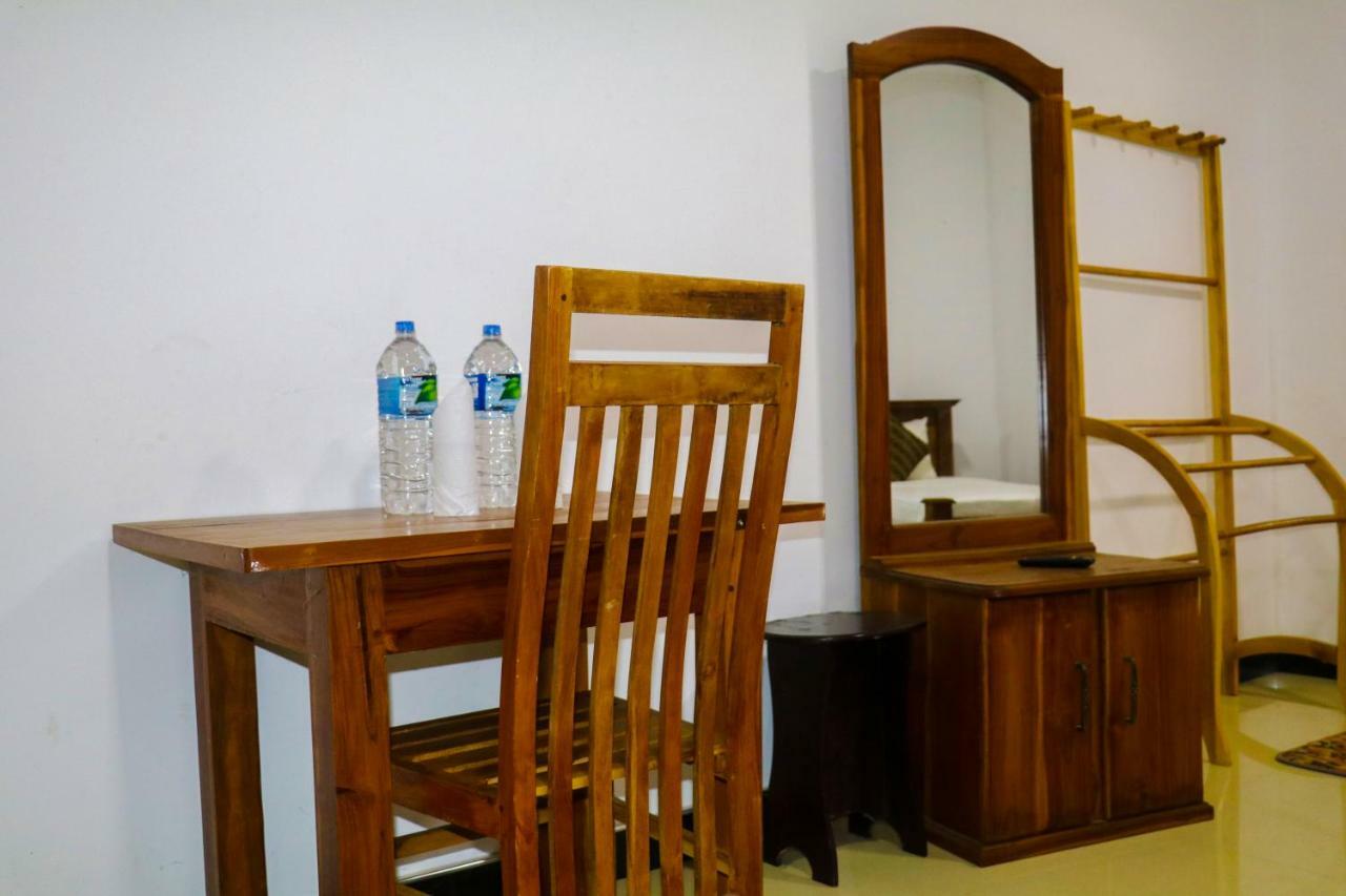 دامبولا Deshani Holiday Inn المظهر الخارجي الصورة